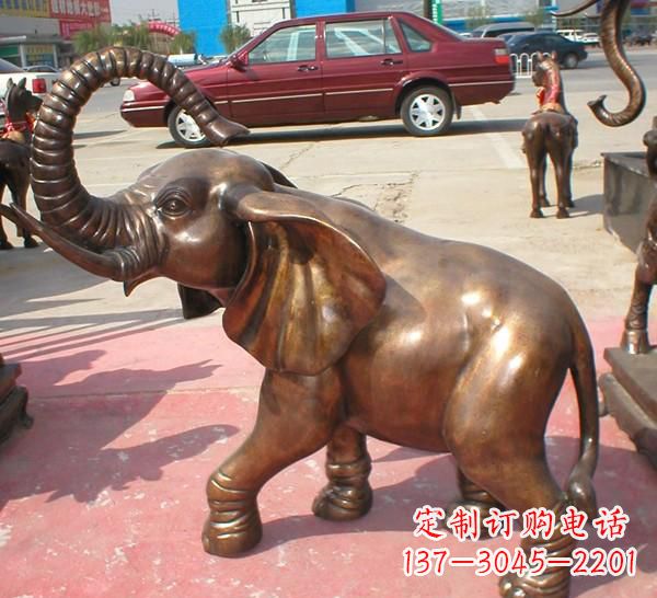 湖北铜雕长鼻大象