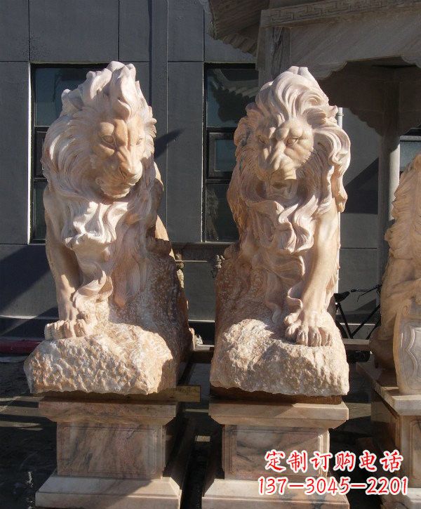 湖北晚霞红欧式狮子石雕