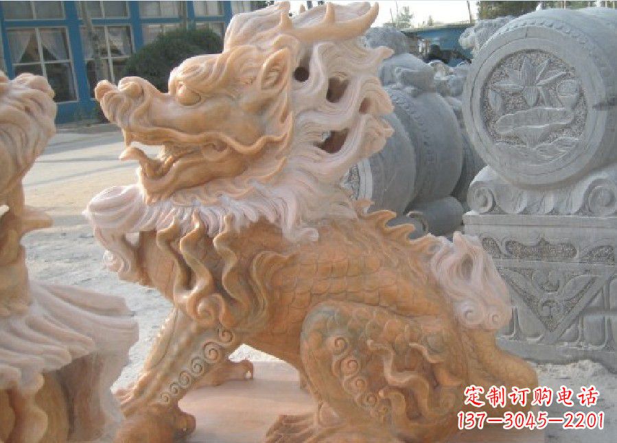 湖北晚霞红神兽麒麟雕塑