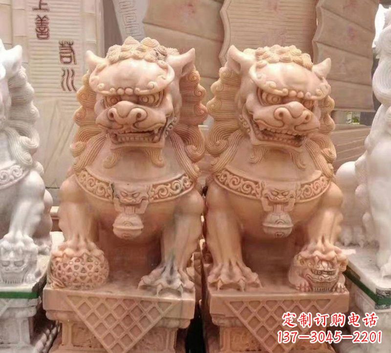 湖北晚霞红石雕狮子