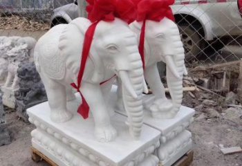 湖北元宝驾驭的大象雕塑艺术