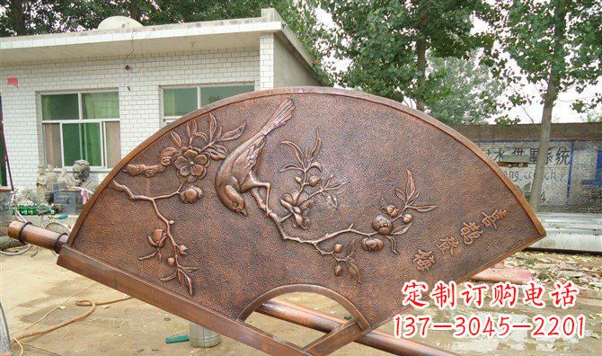 湖北喜鹊登梅扇子景观铜浮雕