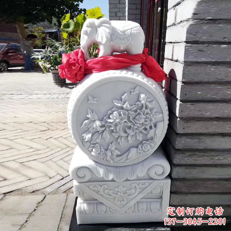 湖北仙鹤石雕门墩