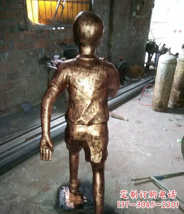 湖北小孩跑步公园人物铜雕 (2)