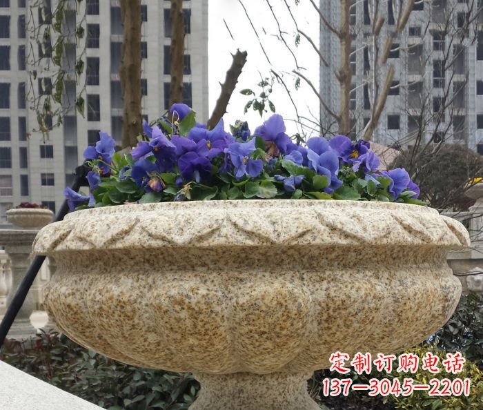 湖北小区景观大理石花盆石雕