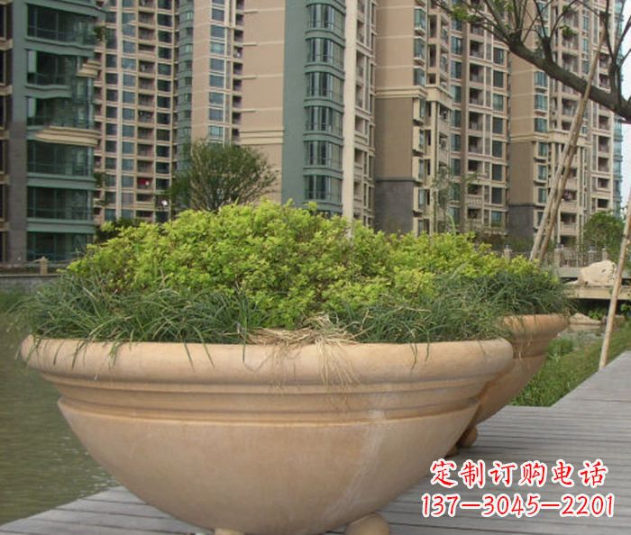 湖北小区景观晚霞红花盆石雕