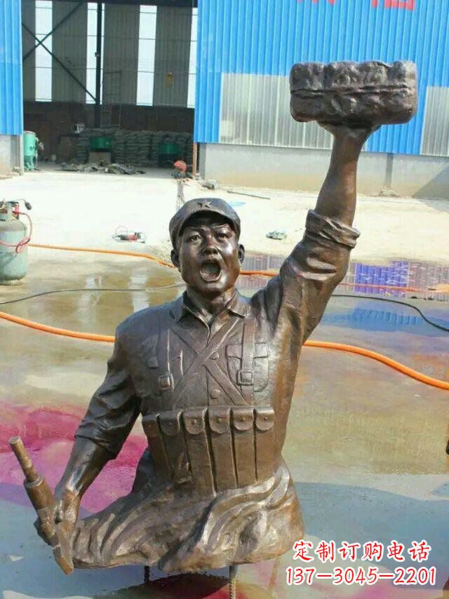湖北校园董存瑞名人铜雕