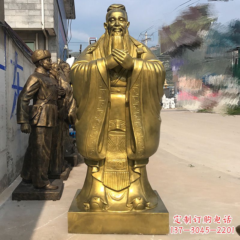 湖北校园孔子铜雕像