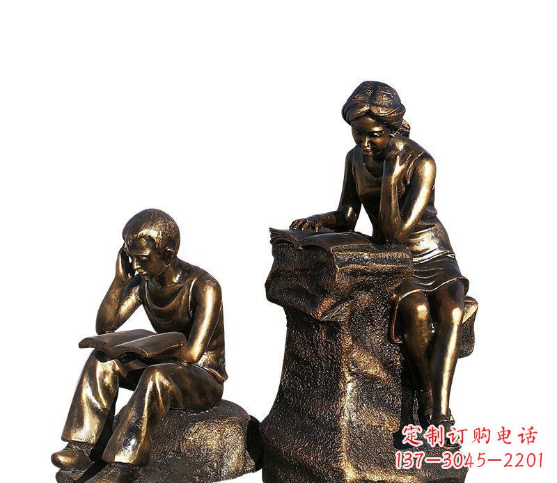 湖北校园铸铜学生看书人物雕塑