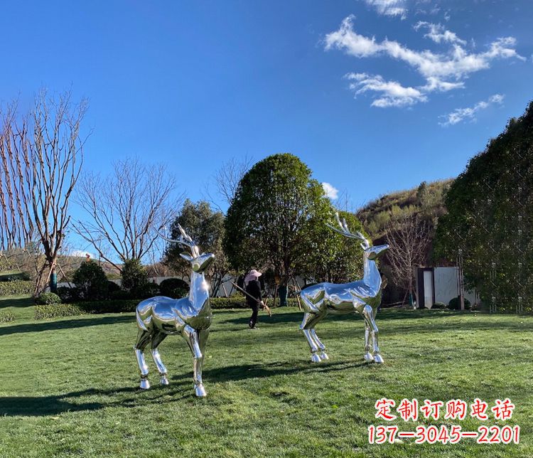 湖北园林镜面不锈钢梅花鹿雕塑
