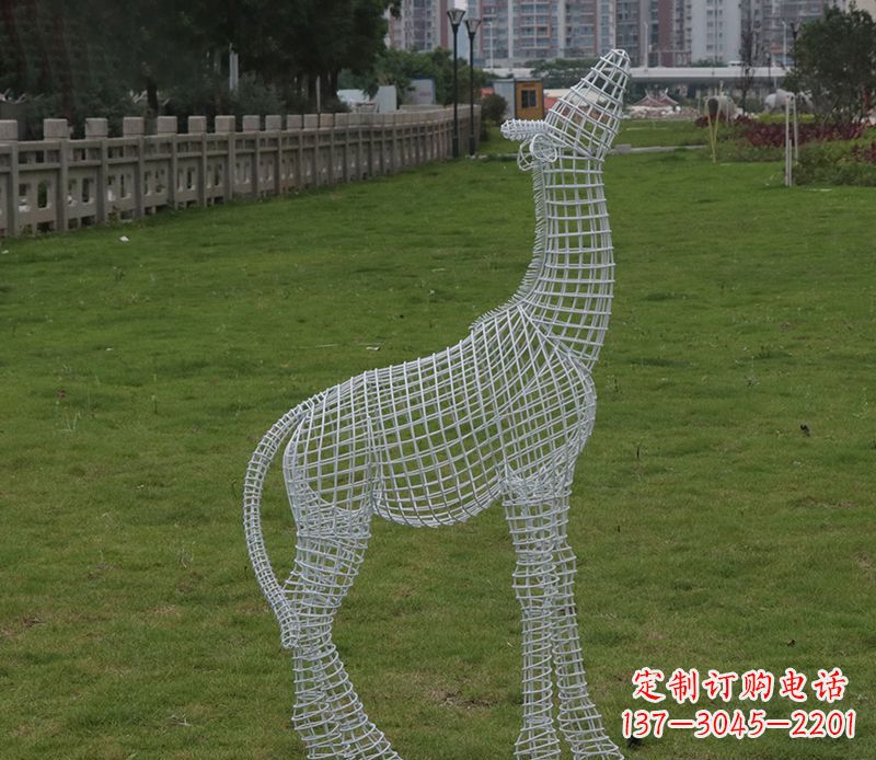 湖北园林镂空仰头麋鹿不锈钢雕塑