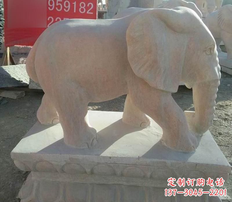 湖北园林晚霞红大象雕塑