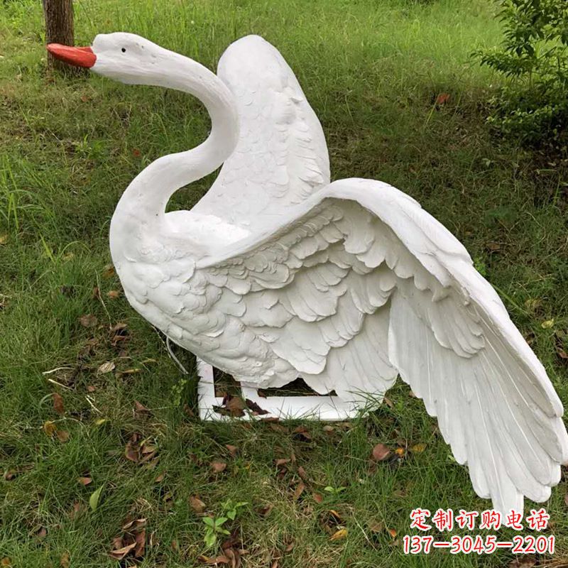 湖北展翅飞翔白天鹅仿真发光动物雕塑