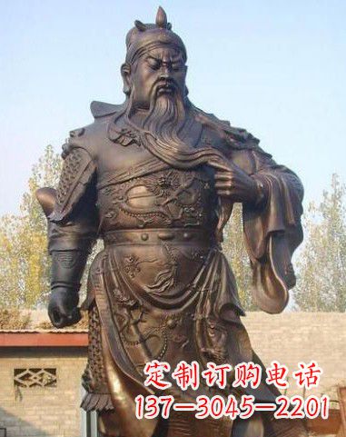 湖北站立的关公铜像