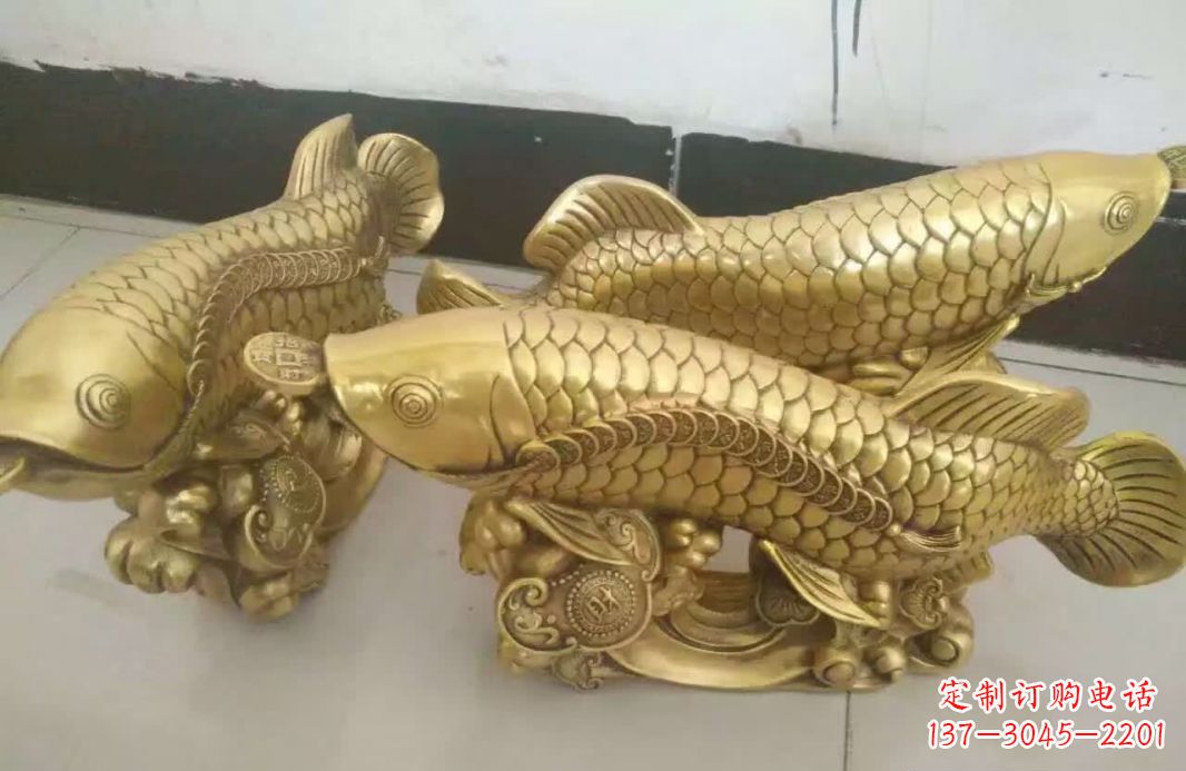 湖北招财金龙鱼雕塑