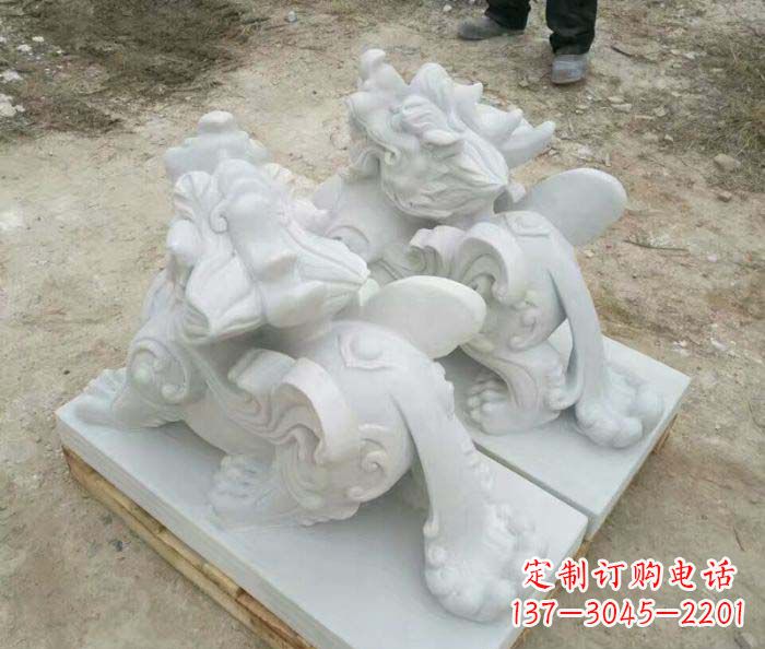 湖北招财进宝立式貔貅门口石雕