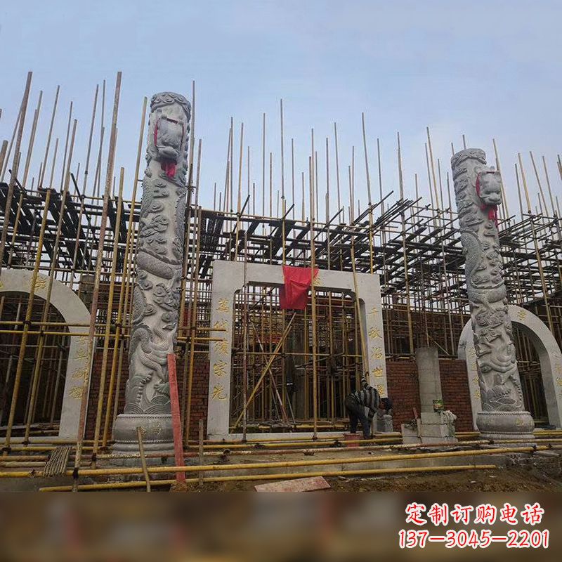 湖北中国龙柱石雕