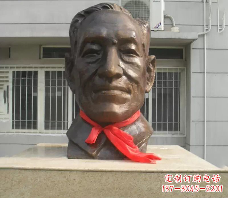 湖北朱宪彝校园名人头像铜雕