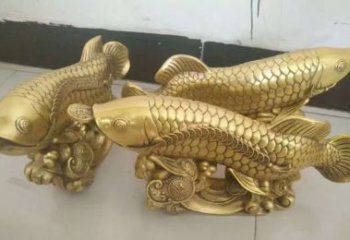 湖北招财金龙鱼雕塑 