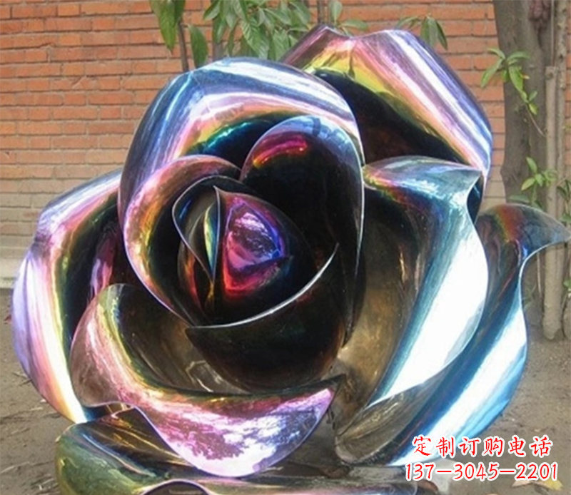 湖北彩色创意不锈钢玫瑰雕塑