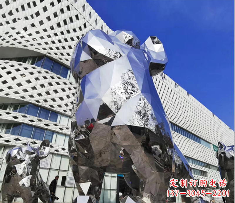 湖北狗雕塑-广场大型不锈钢几何狗雕塑